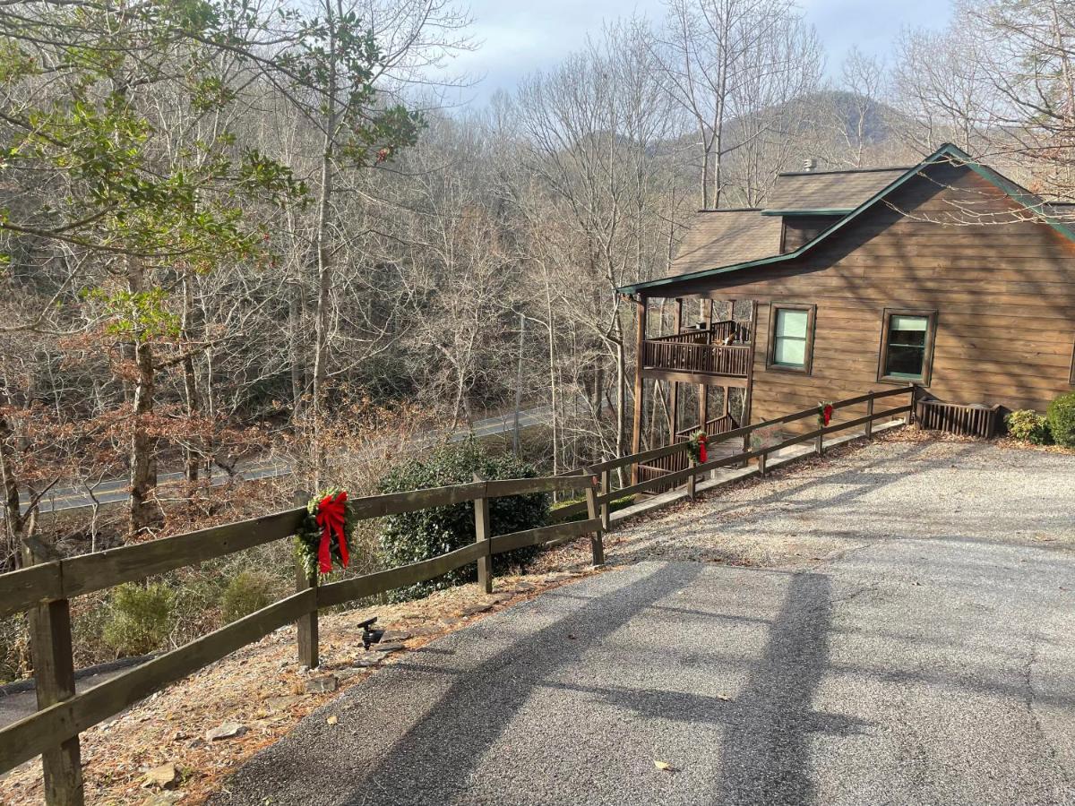 Cozy Creekfront Family Cabin-Pet Friendly -Gamerm-Hot Tub Hiawassee Exterior foto