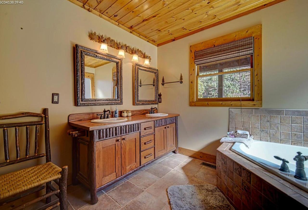 Cozy Creekfront Family Cabin-Pet Friendly -Gamerm-Hot Tub Hiawassee Exterior foto