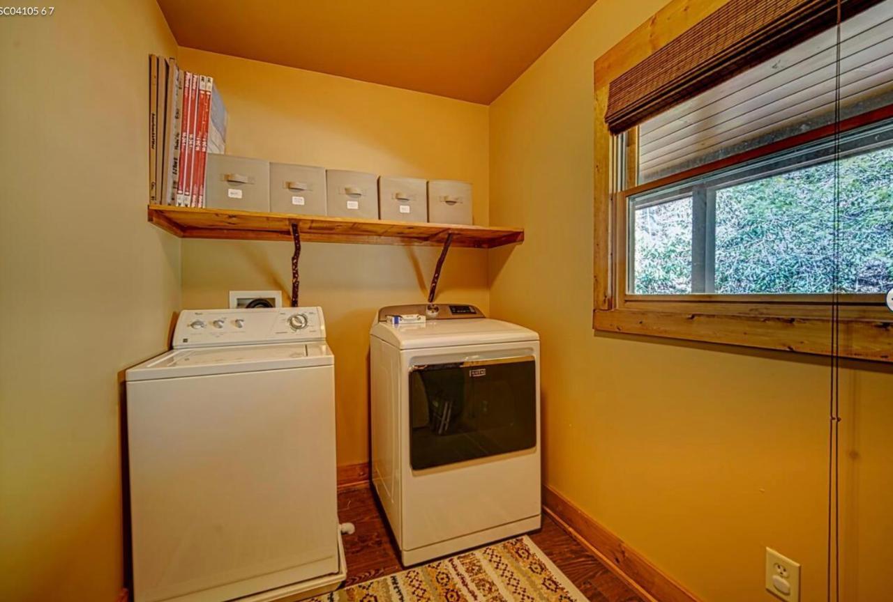 Cozy Creekfront Family Cabin-Pet Friendly -Gamerm-Hot Tub Hiawassee Exterior foto